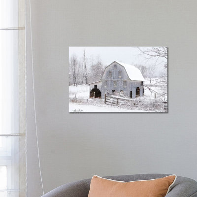 «Blue Tinted Barn» par Lori Deiter - photographie sur toile tendue