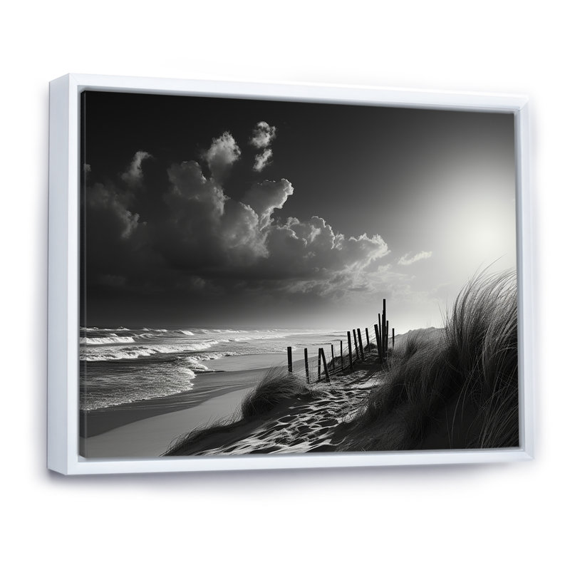 «Black and White Beach Scenery II - Coastal Beach», reproductions encadrées, H 30 po x l 40 po x P 1,5 po
