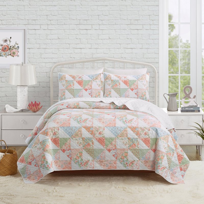 Coventry White Cotton Twin Quilt Set with Floral Patchwork