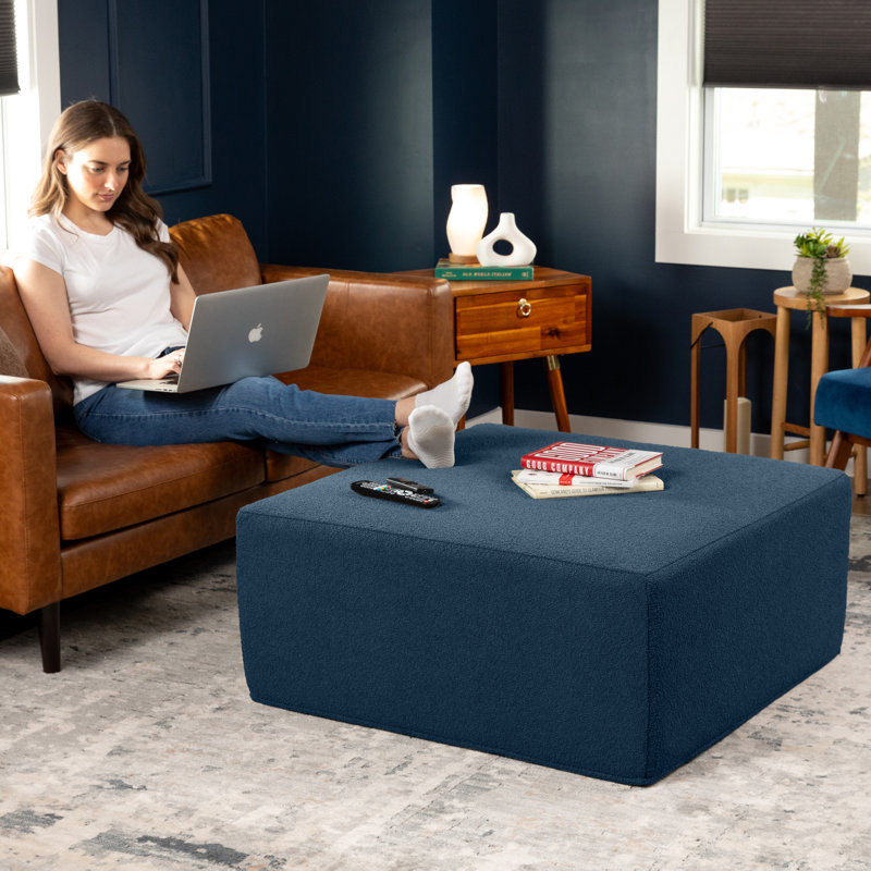 Repose-pieds surdimensionné Jaxx Fairlie Couch, Fausse fourrure bleu marine Boucle