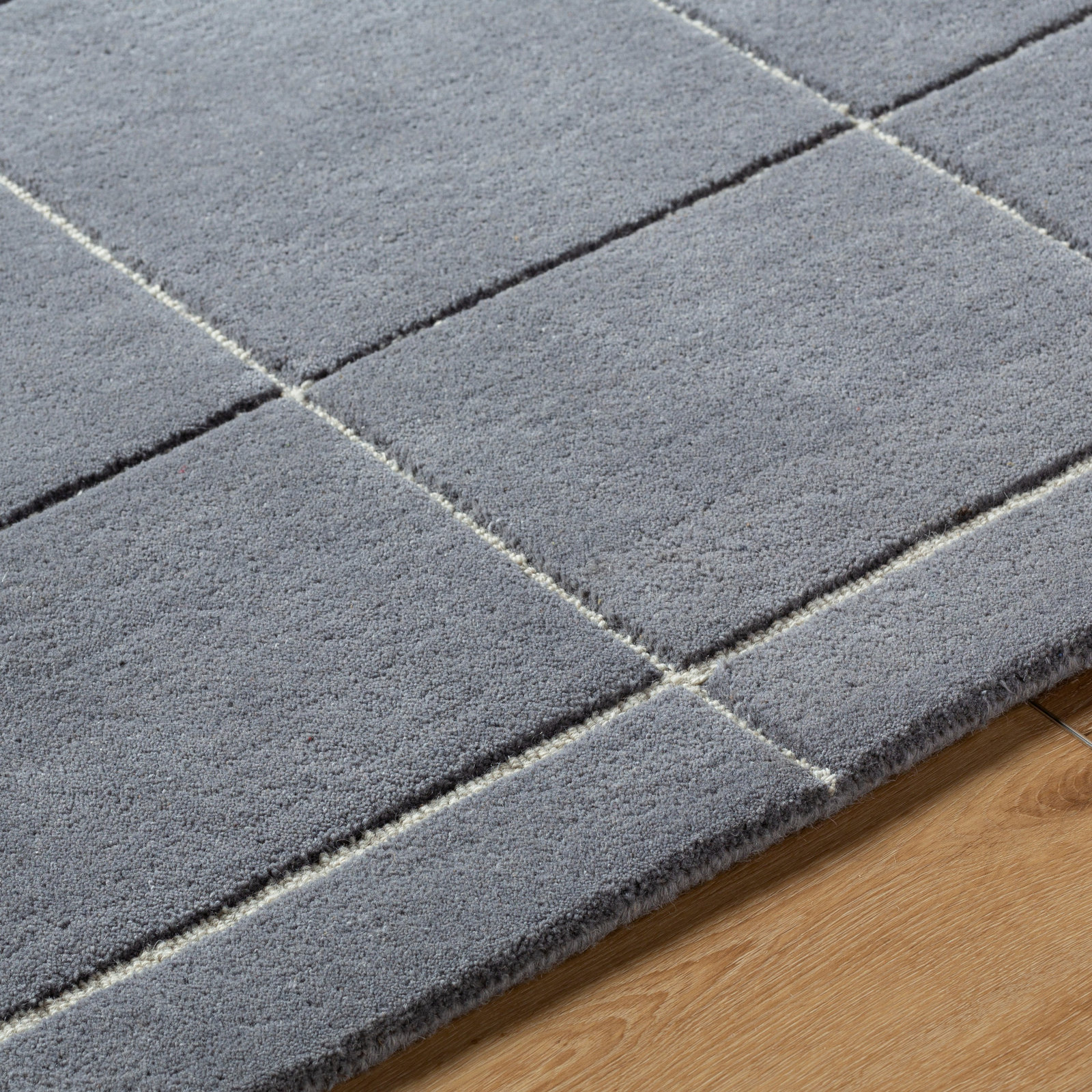 Mallory Blue Hand Tufted Area Rug, Rectangle 2' x 3'