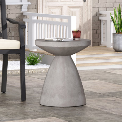 Table d'appoint d'extérieur en béton léger