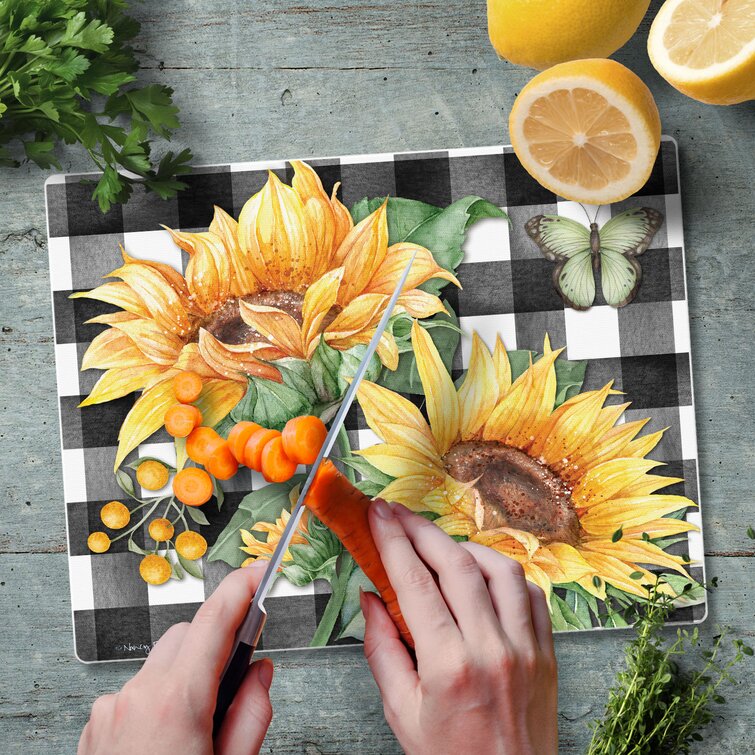 CounterArt Sunflower Fields 4mm Heat Tolerant Glass Cutting Board 16  Round