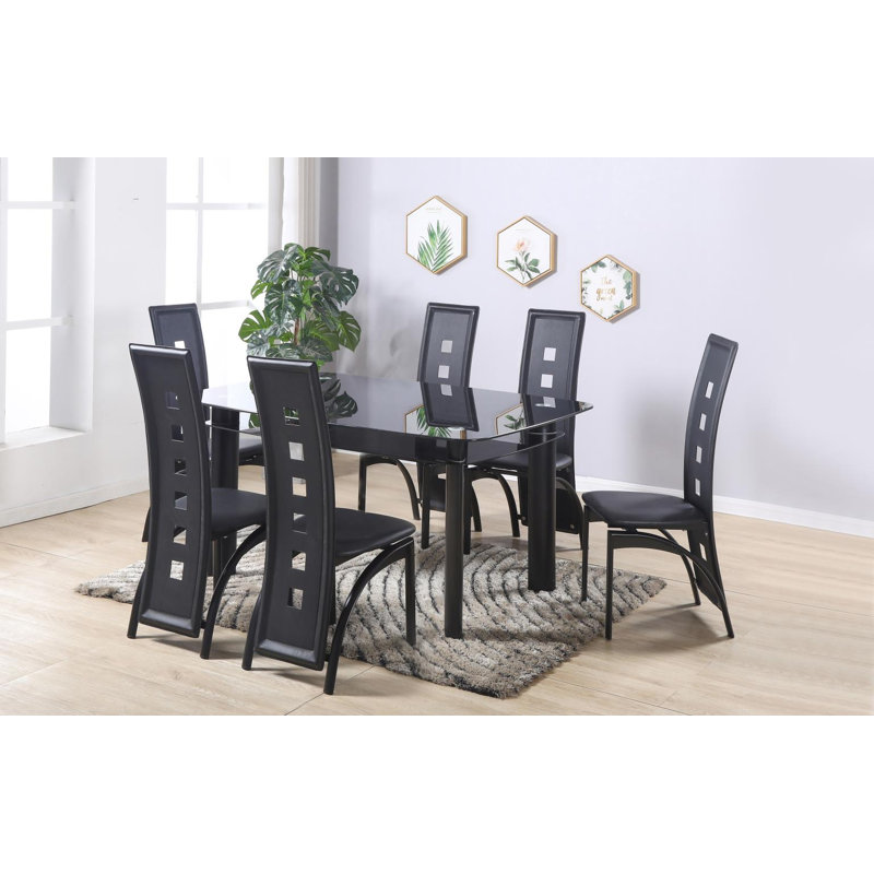 Table de salle à manger noire