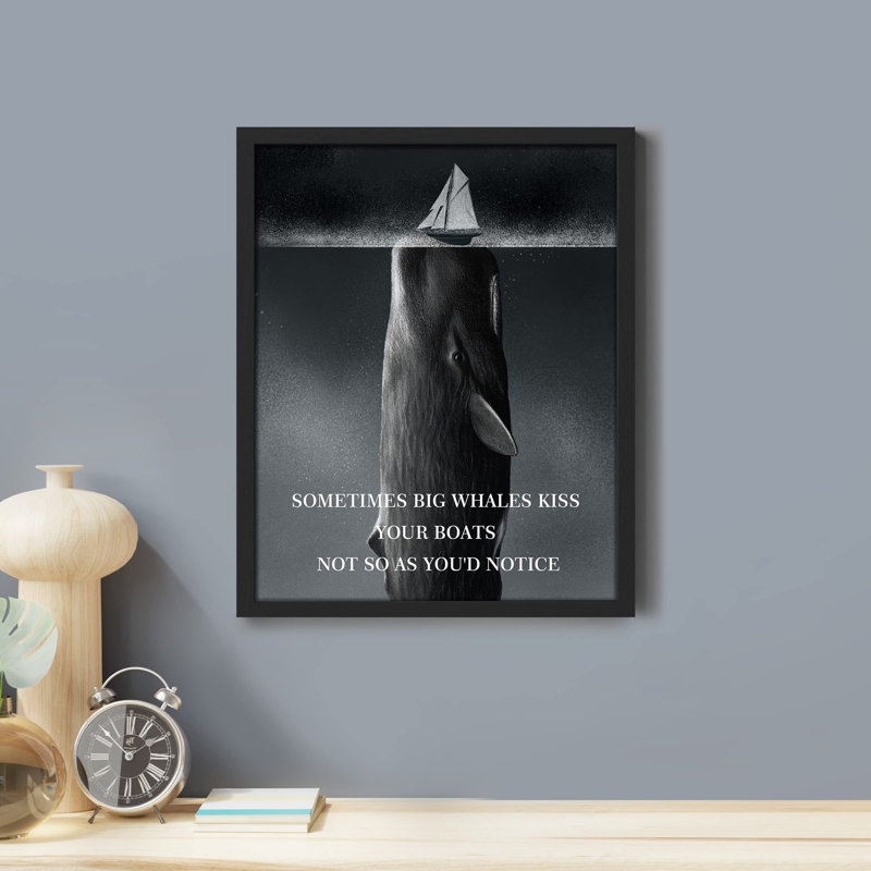 «Baleine embrassant le bateau», Noir, H 16 po x l 12 po