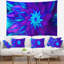 Tapisserie Danse florale de pétales de fleurs bleues-28497082