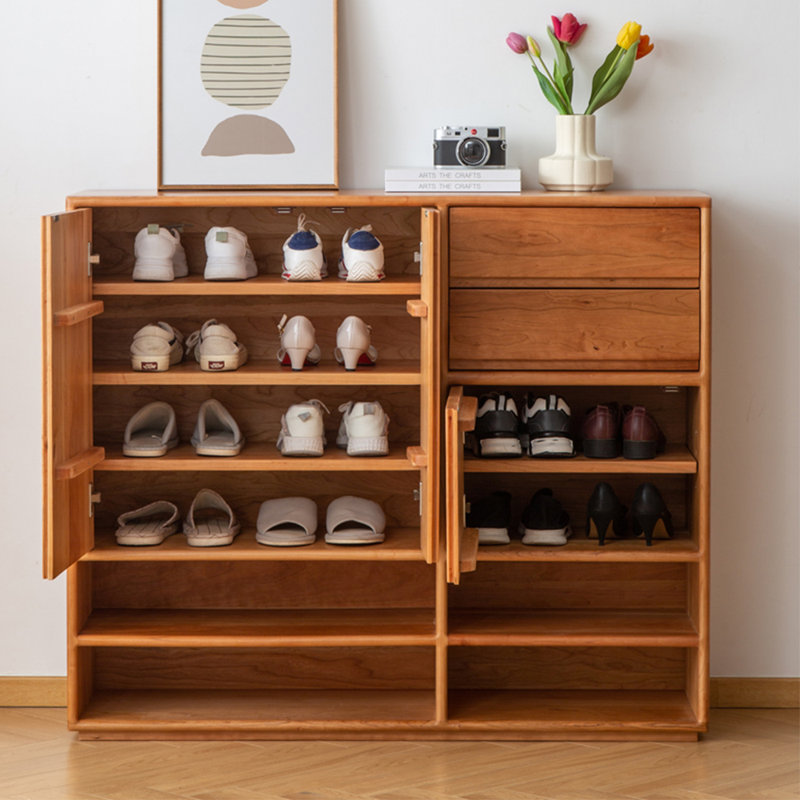 Armoire à chaussures de style nordique