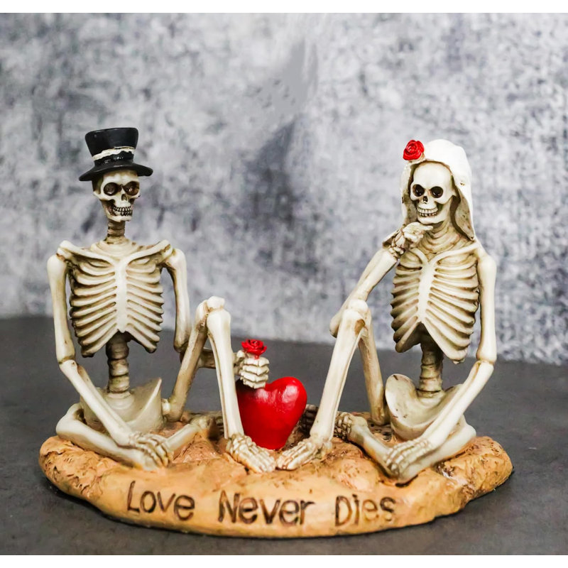 Figurine «Love Never Dies»