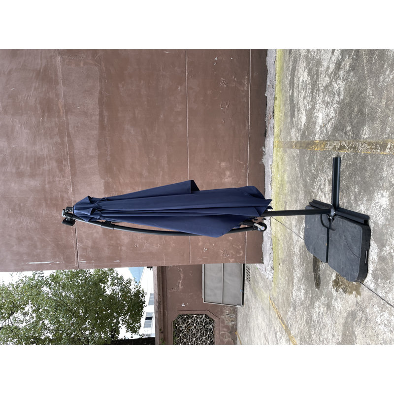Parasol solaire imperméable 8,2 pi carré à DEL avec manivelle et base en croix pour piscine et terrasse de jardin | Idée de cadeau