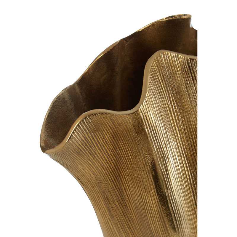 Lyly Metal Table Vase, 39cm H x 24cm W x 40cm D