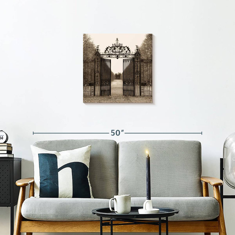 Lilie Hampton Gate, 20" H x 20" W
