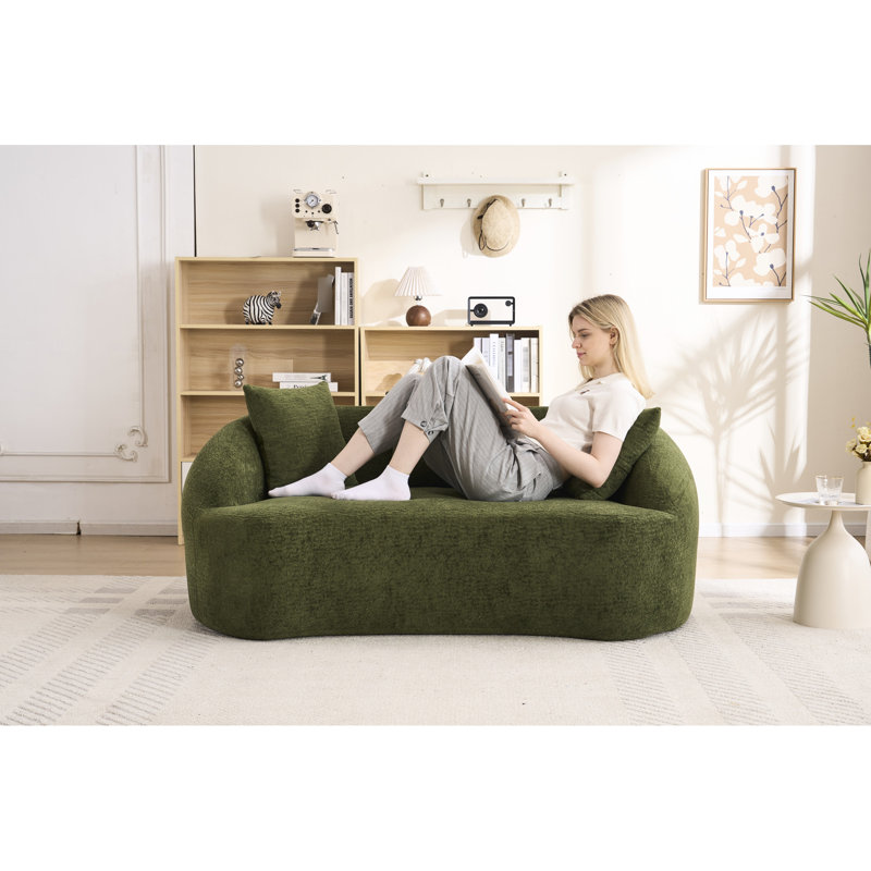 049s Curved Modern 2 Chenille Désossé, Modernisé, 3 Coussins, Convient aux espaces de vie compacts, Profil d'espace avec bureau décoratif, appartement, chambre d'amis et élégant
