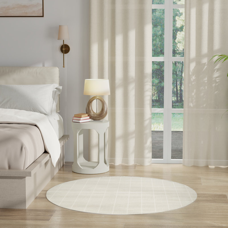 Treble Geometric Indoor Rug, Round 4'