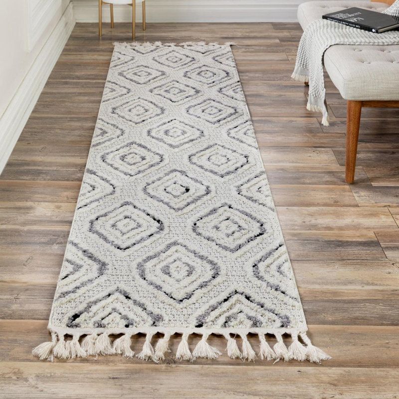 Gosnold noir / blanc avec motif géométrique, Tapis de couloir 2 pi x 6 pi