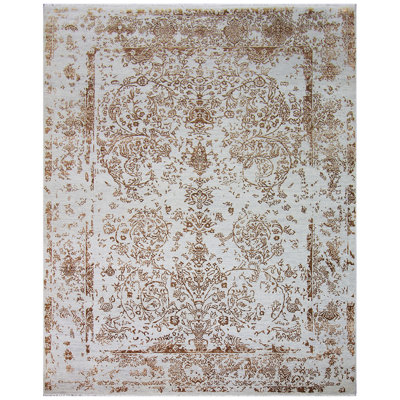 Tapis argenté / doré de haute qualité noué à la main