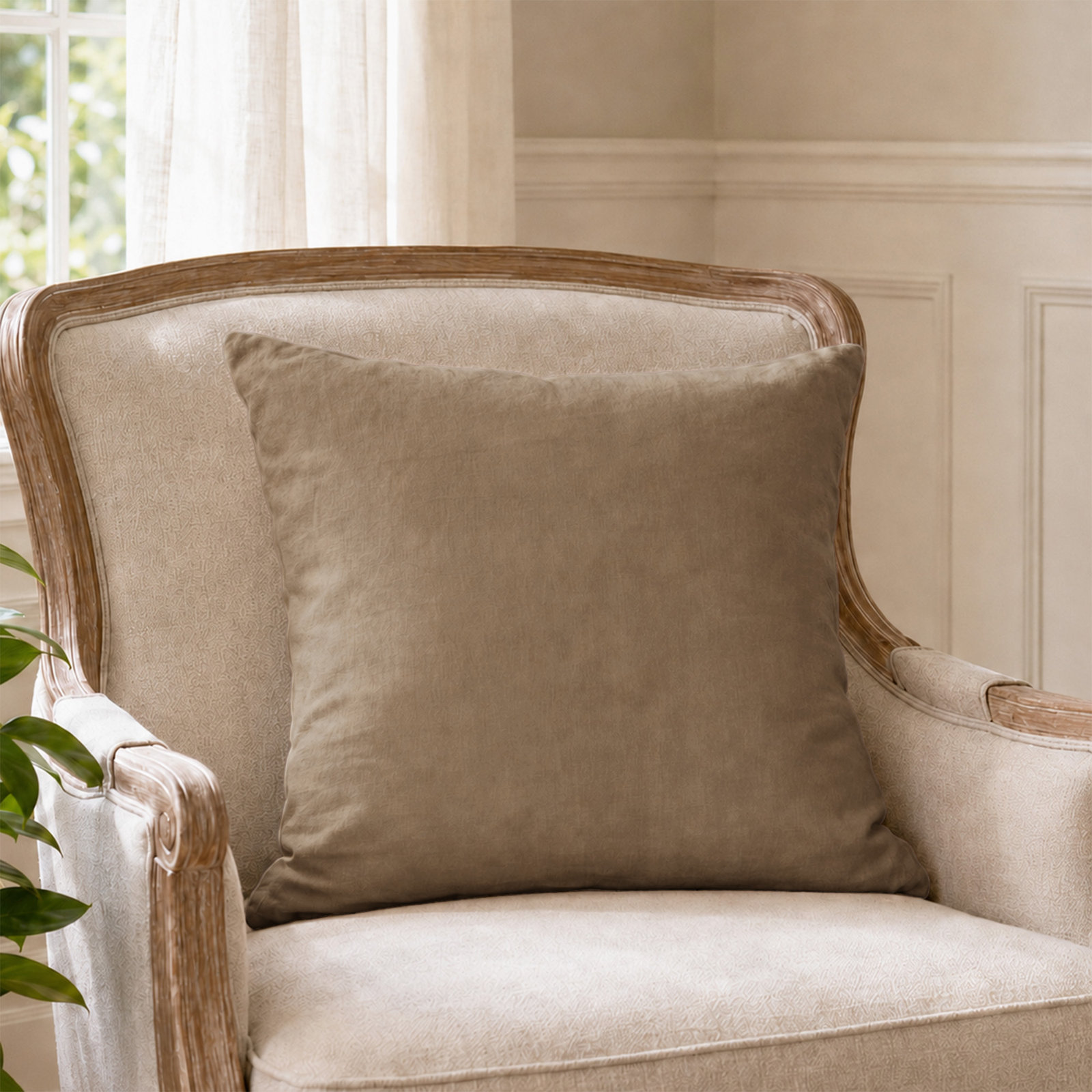 Clara 100% French Linen Accent Pillow, Cocoa
