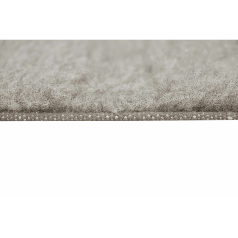 Sheep Of The World Hand Tufted Wool Area Rug in Sheep Gray, Rectangle 4' x 5'7"