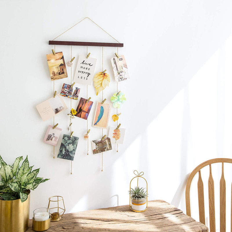 Porte-photos suspendus avec 25 pinces en bois