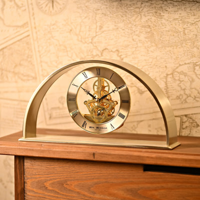 Roman Numeral Metal Quartz Movement / Crystal Tabletop Clock
