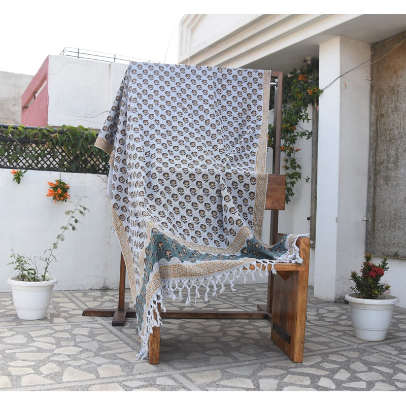 Block print quilt, throw and blanket for couch and bedding, Indian Fabric quilt, king size handmade quilt, 76 cm H x 51 cm W