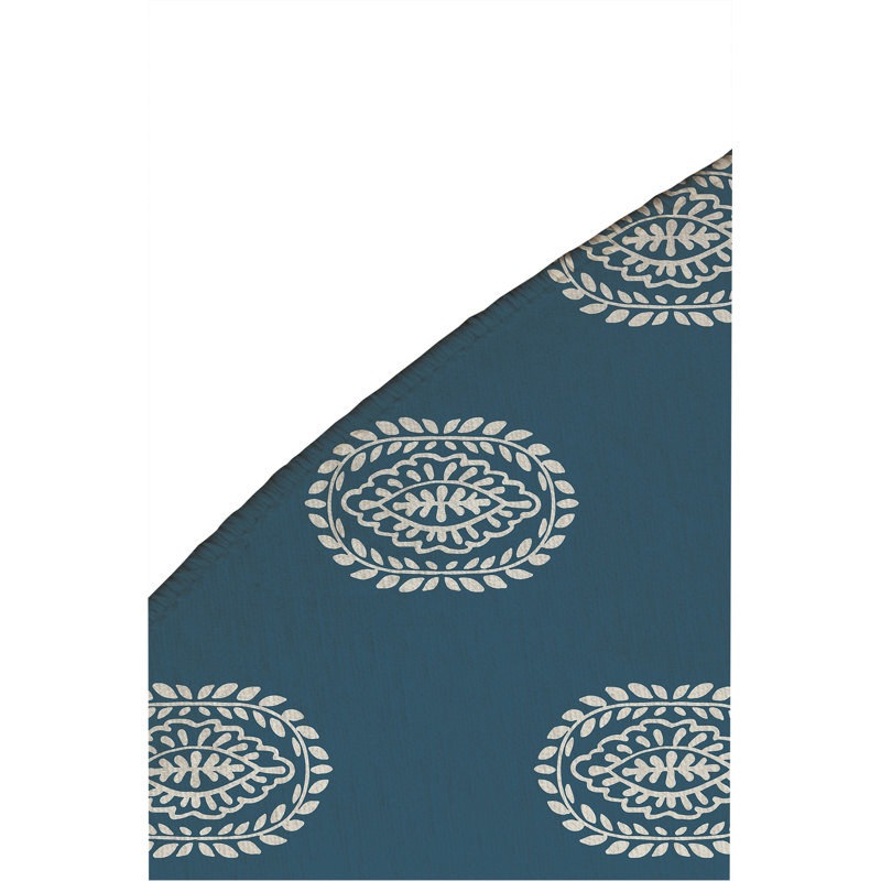 Maddy Non Slip Outdoor Rug, Round 5'