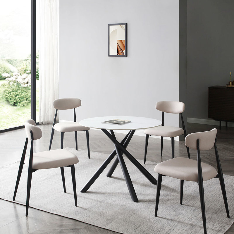 4 chaises de salle à manger: coussin moelleux, courbé, structure en métal pour la pièce de 4 chaises contemporaines, rembourré, pieds, dossier épais