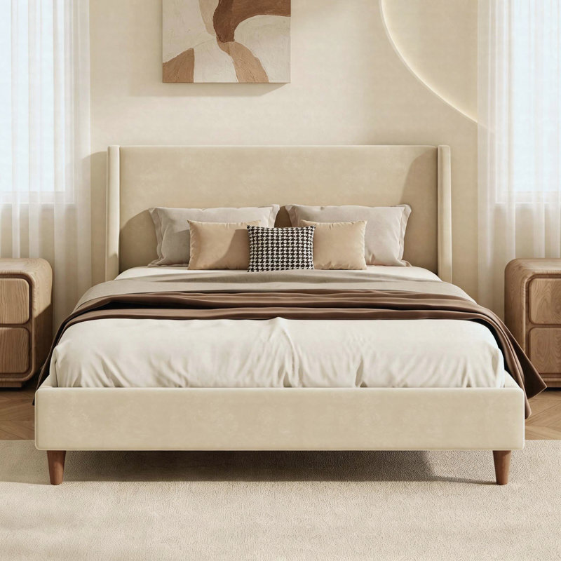 Lit plateforme tapissier moderne avec tête de lit à oreilles et pieds en bois de noyer, avec sommier tapissier Modern, Beige