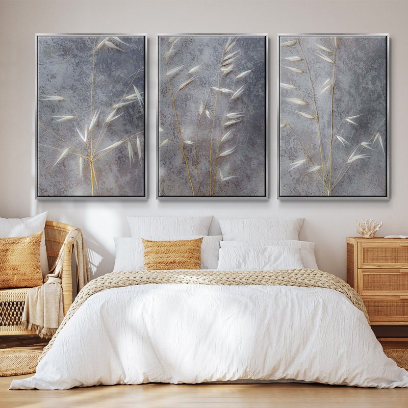 «Moonlit Dream I», ensemble de 3 reproductions sur toile, H 36 po x l 72 po, Argent