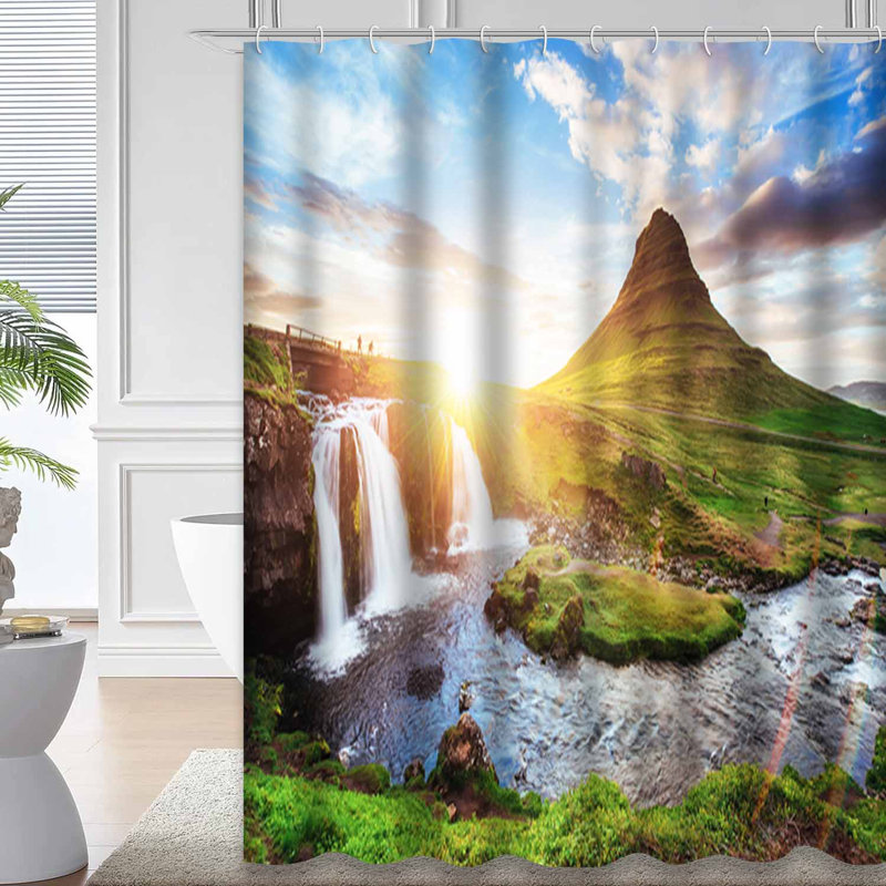 Rideau de douche Sunset Waterfall, L 72 po x l 72 po