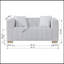 Un canapé-lit moderne sur un Chesterfield traditionnel, couleur blanche, causeuse