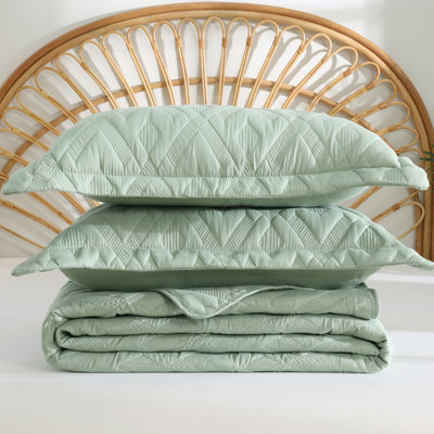 Microfiber Geometric Bedding Reversible Soft Quilt