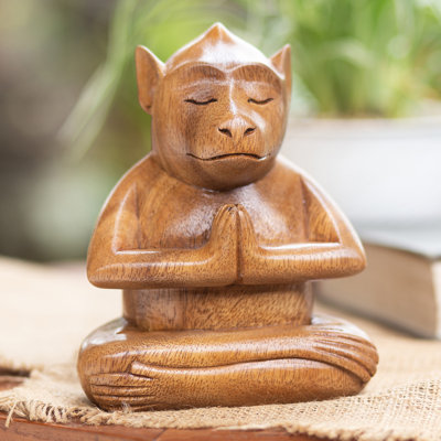 Figurines & Sculptures