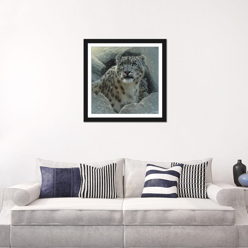 «Snow Leopard Fortress, Square» par Collin Bogie, reproduction sur toile tendue sur châssis, H 24 po x l 24 po x P 1 po