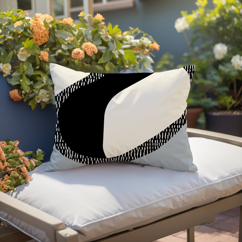 Coussin lombaire réversible intérieur / extérieur Vikka, H 14 po x l 20 po, Gris / noir / blanc cassé, Stea