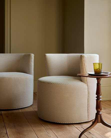 Indoor Accent Chairs