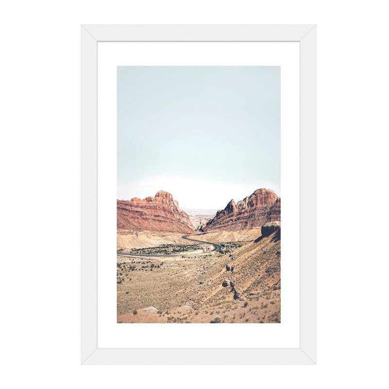 Photographie « arizona road », H 24 po x l 16 po x P 1 po, Papier avec cadre blanc