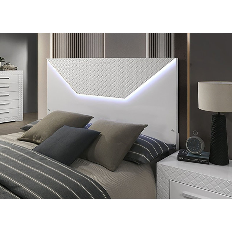 Nusayr Panel Bed, Grand