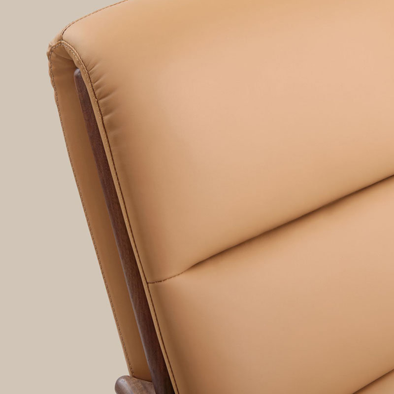 Chaise élégante en noyer noir, Similicuir brun