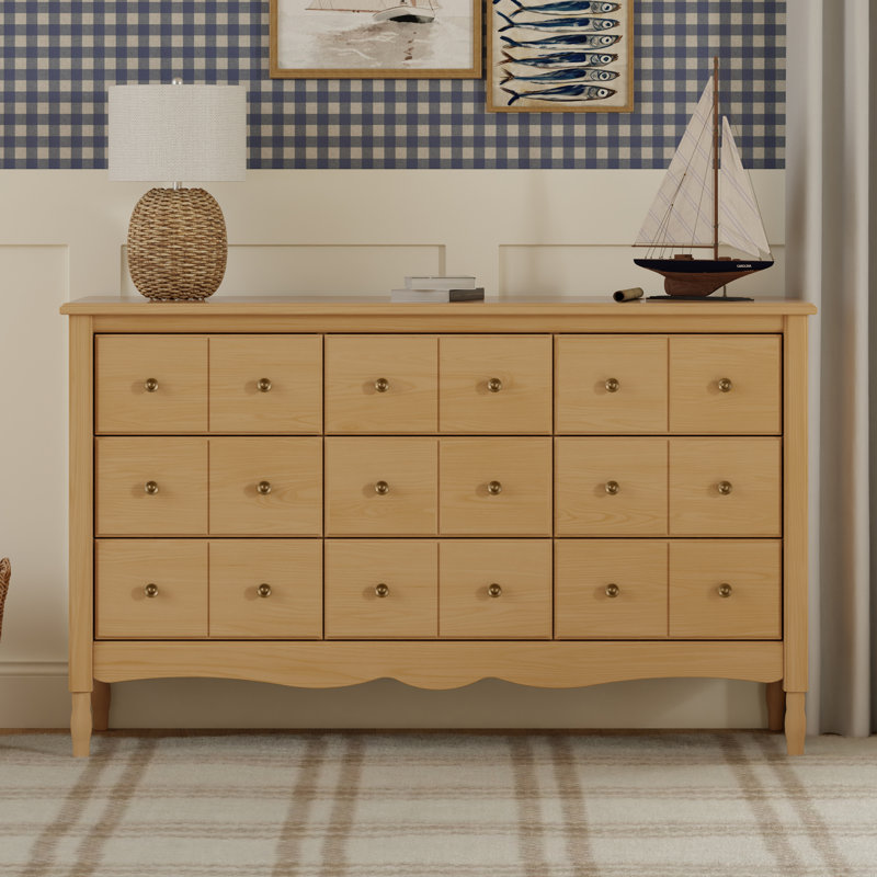 Liberty Kids 9 - Drawer Dresser, Honey