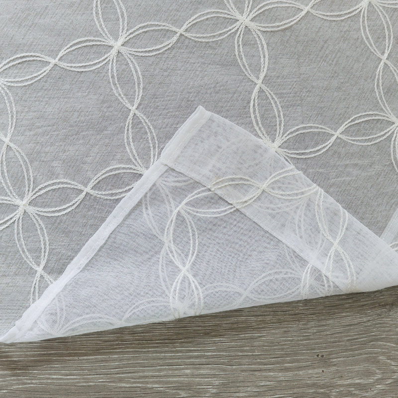 Panneau de rideau simple diaphane avec œillets Harshbarger, Blanc, L 52 po x L 84 po