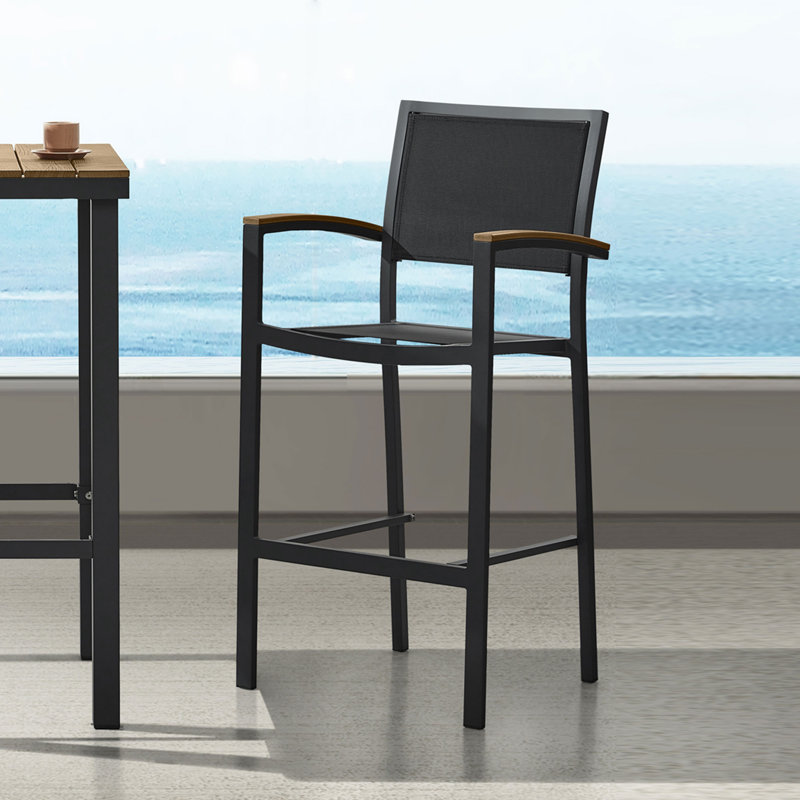 Ensemble de 4 tabourets de bar avec accoudoirs en faux bois Carlo