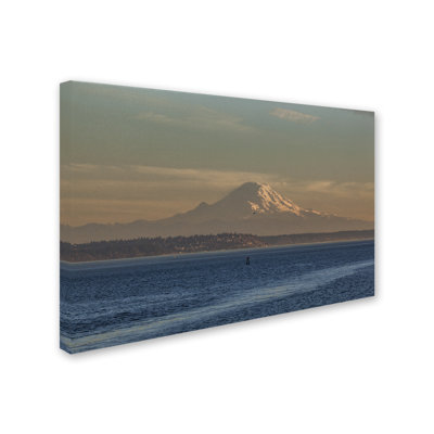 Zader 'Mt Rainier in Her Glory' Photographic Print on Wrapped Canvas
