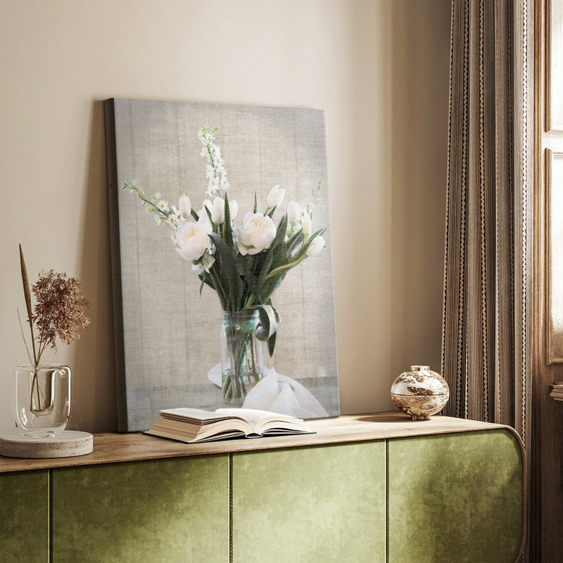 Farmhouse Bouquet II - galerie sur mesure, H 18 po x l 12 po