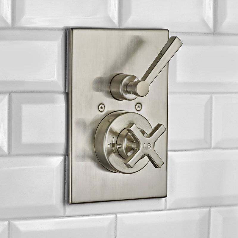 Fleetwood Tub & Shower Faucet, Brushed Nickel