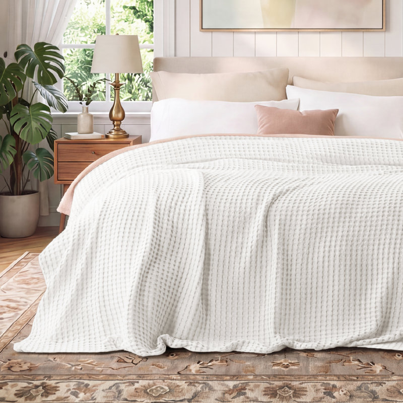 Bedsure 279gsm Cotton & Rayon from Bamboo Waffle Blanket GentleSoft™️, Bright White, Throw XL