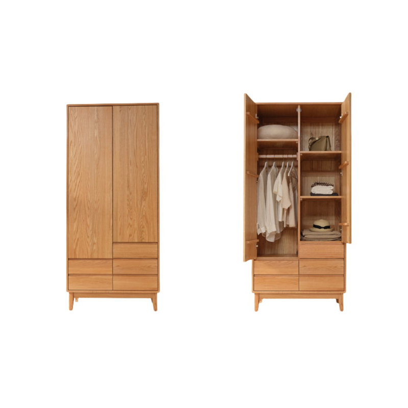 Armoire classique rétro