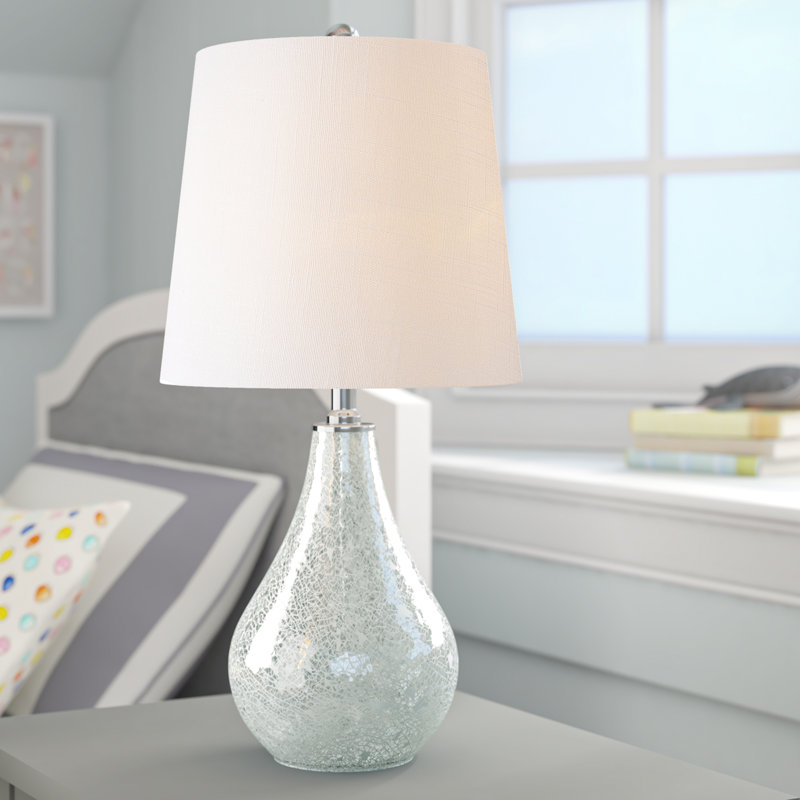 Carolyne Resin Table Lamp, White