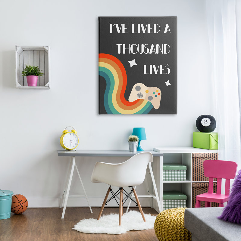 Vidéo «I'm Lived A Thousand Lives», H 48 po x l 36 po, Plaque de bois