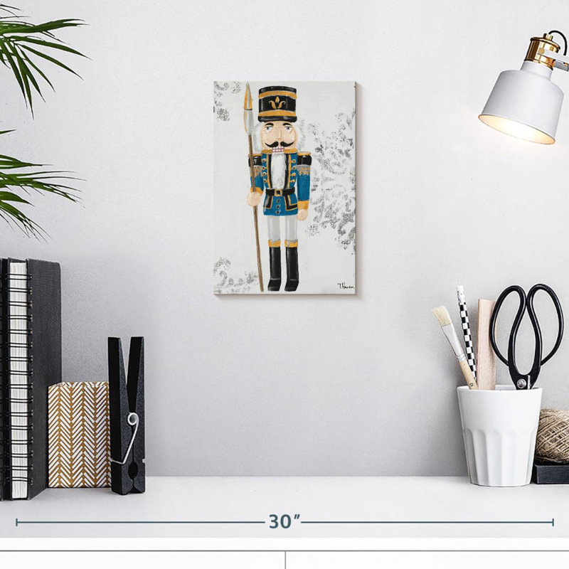 Lelend Elegant Nutcracker I, 12" H x 8" W