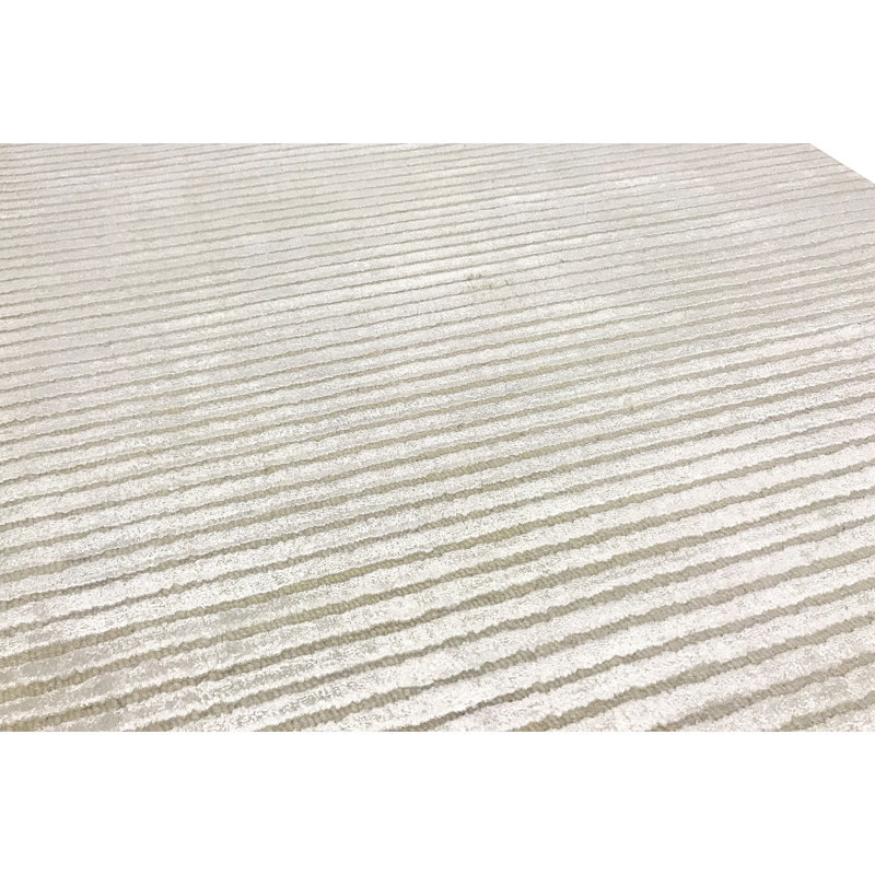 Hand-Knotted High-Quality Ivory Area Rug